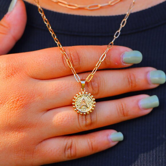 2 LAYER GOLD LETTER INITIAL COIN ROUND/CIRCLE PENDANT DAINTY NECKLACE, ELDM22154 - Picture 1 of 16